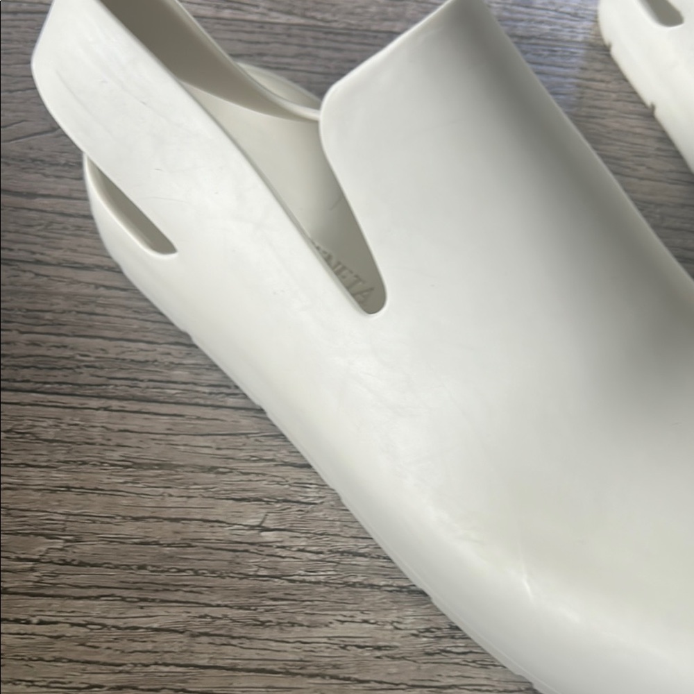 Bottega Veneta Clogs - Picture 15 of 17